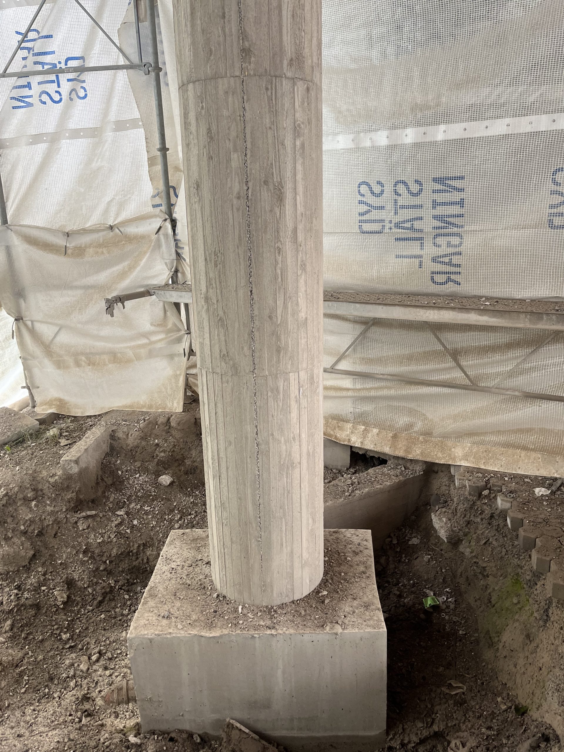 Gjutning av betongpelare i Jönköping